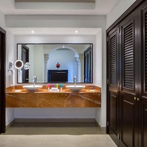 Presidential King Suite